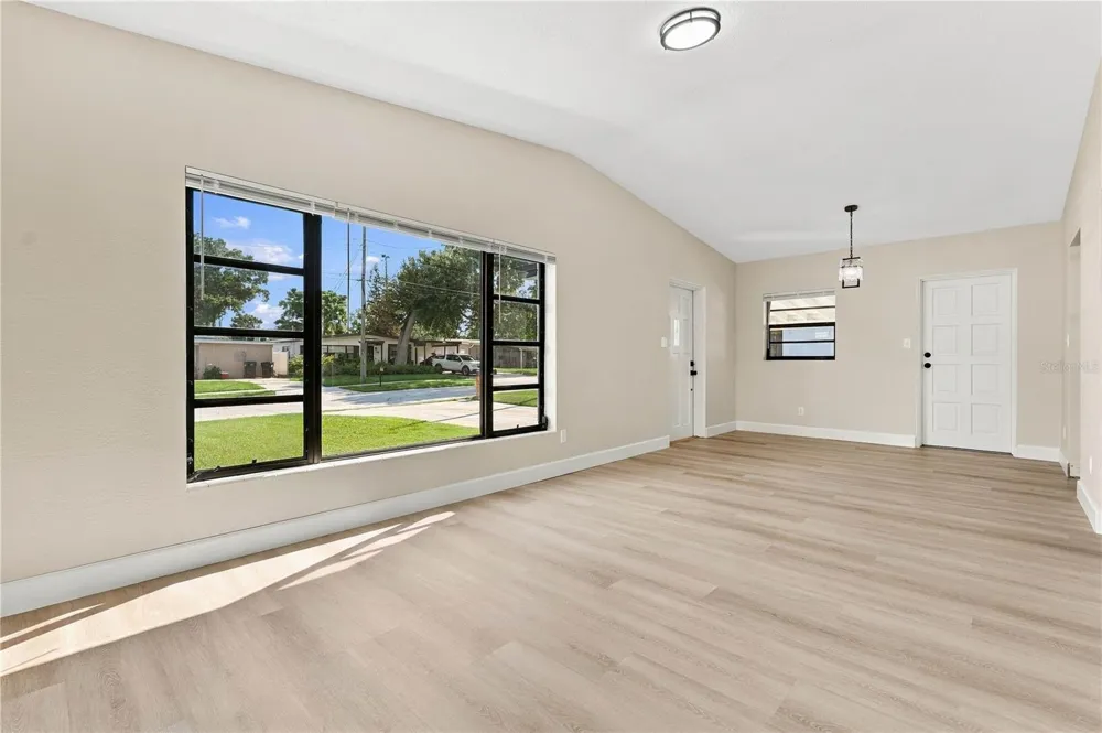1723 WEEKS AVENUE Orlando, FL 32806