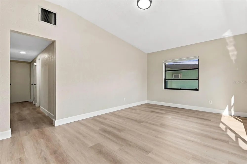 1723 WEEKS AVENUE Orlando, FL 32806