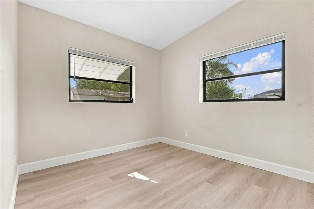 1723 WEEKS AVENUE Orlando, FL 32806