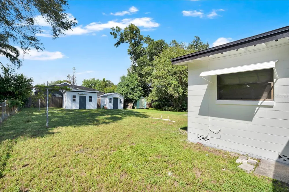 1723 WEEKS AVENUE Orlando, FL 32806