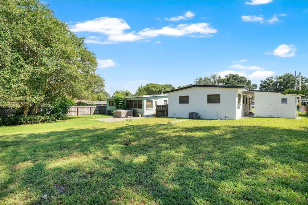 1723 WEEKS AVENUE Orlando, FL 32806