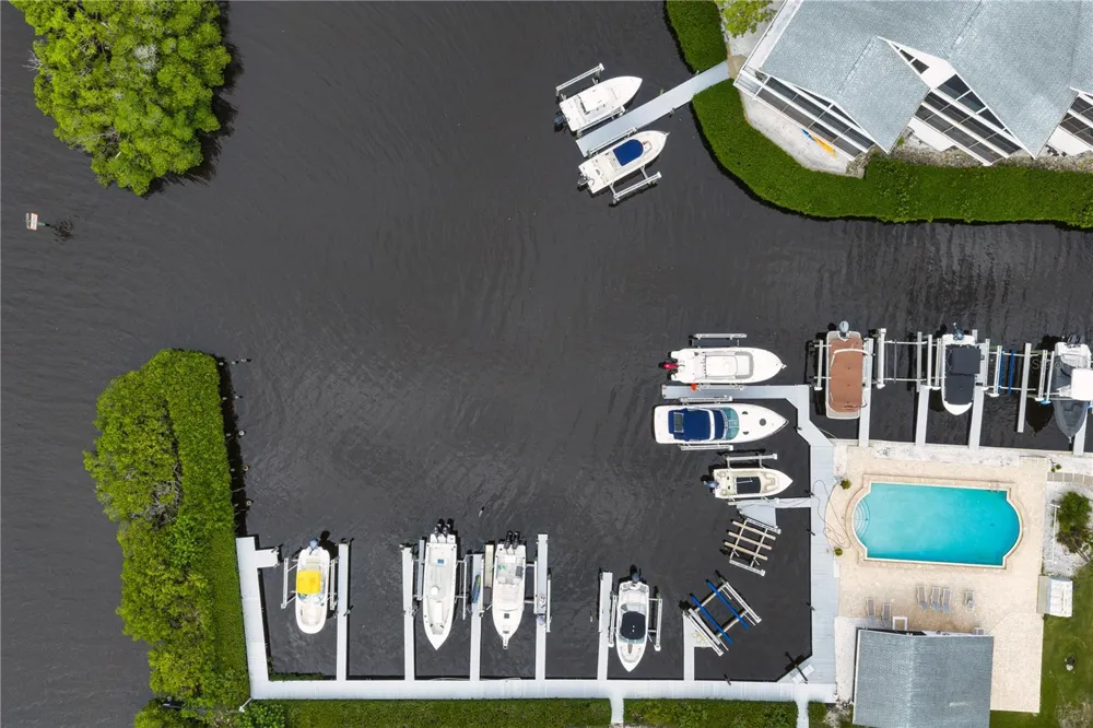 515 LEFFINGWELL AVENUE #112 Ellenton, FL 34222