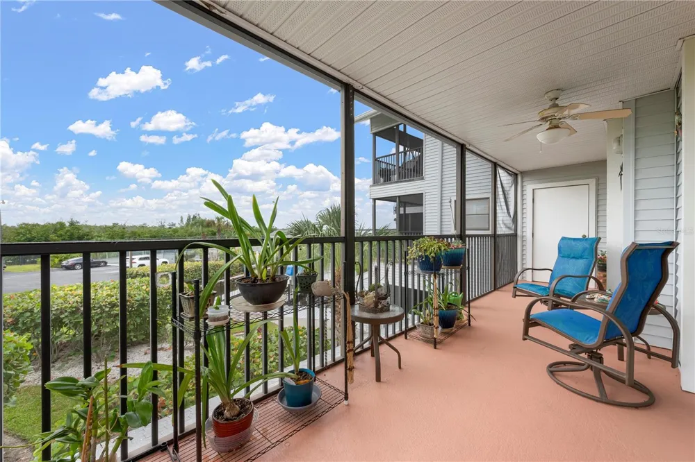 515 LEFFINGWELL AVENUE #112 Ellenton, FL 34222