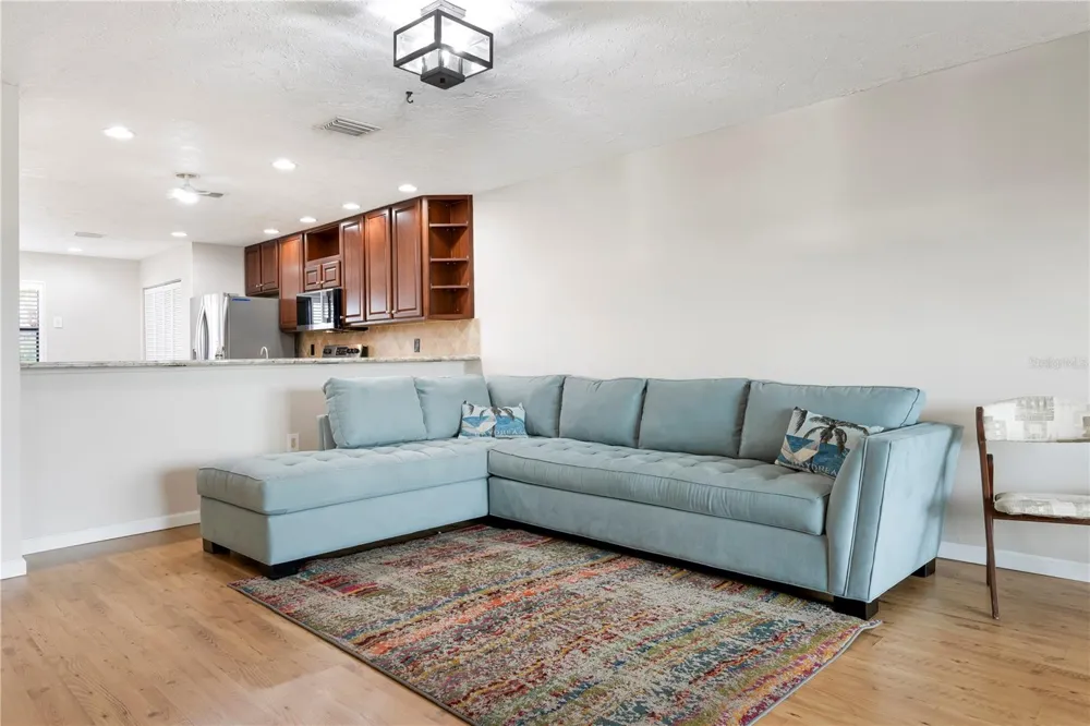 515 LEFFINGWELL AVENUE #112 Ellenton, FL 34222