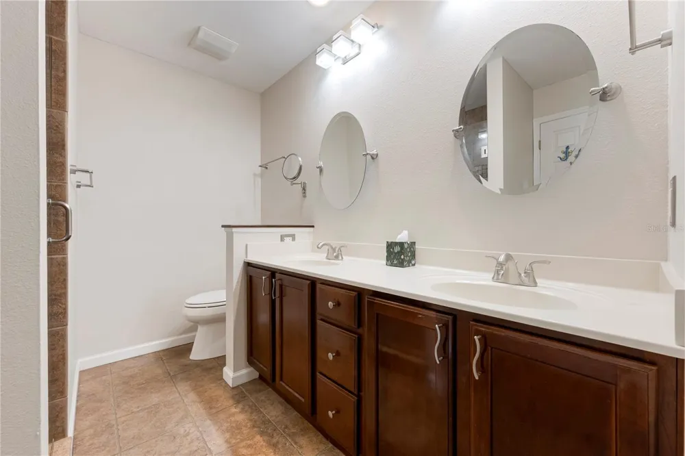 515 LEFFINGWELL AVENUE #112 Ellenton, FL 34222