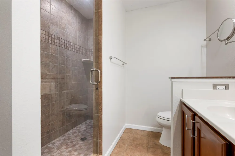 515 LEFFINGWELL AVENUE #112 Ellenton, FL 34222