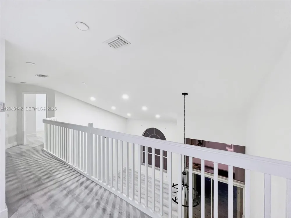 3215 36th Ave Hollywood, FL 33021