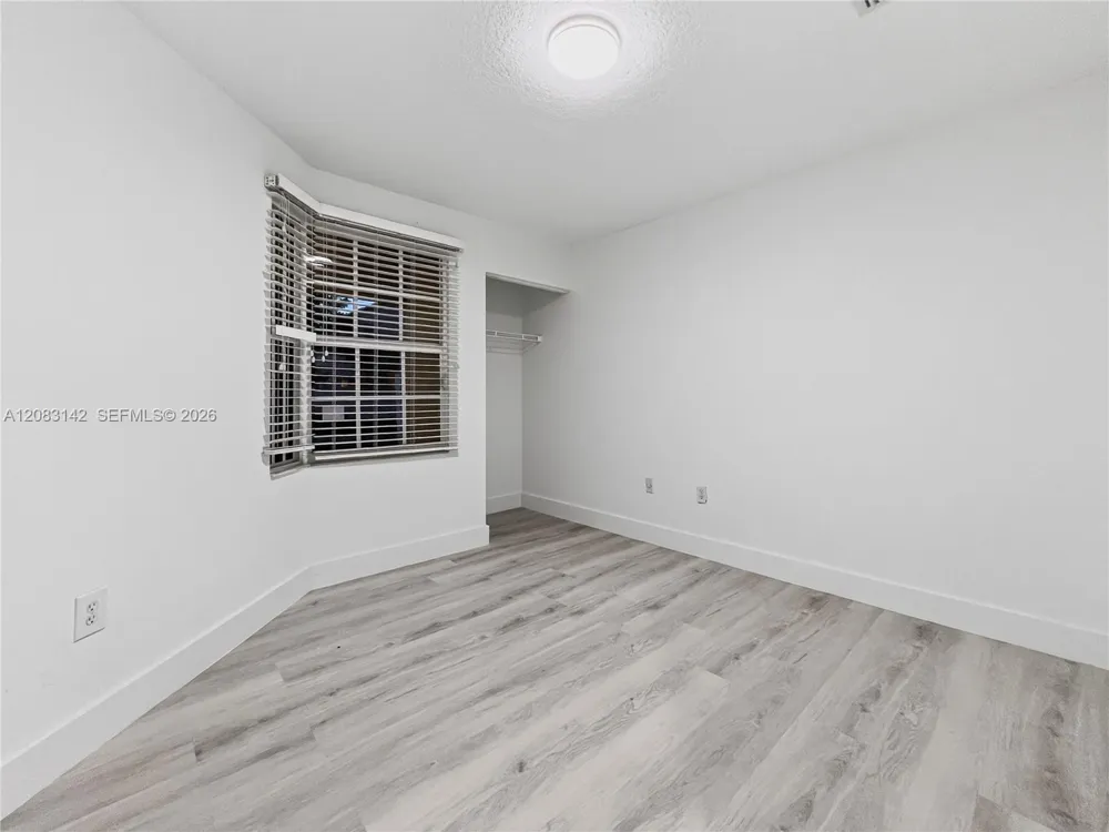 3215 36th Ave Hollywood, FL 33021