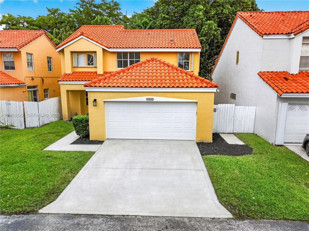 3215 36th Ave Hollywood, FL 33021