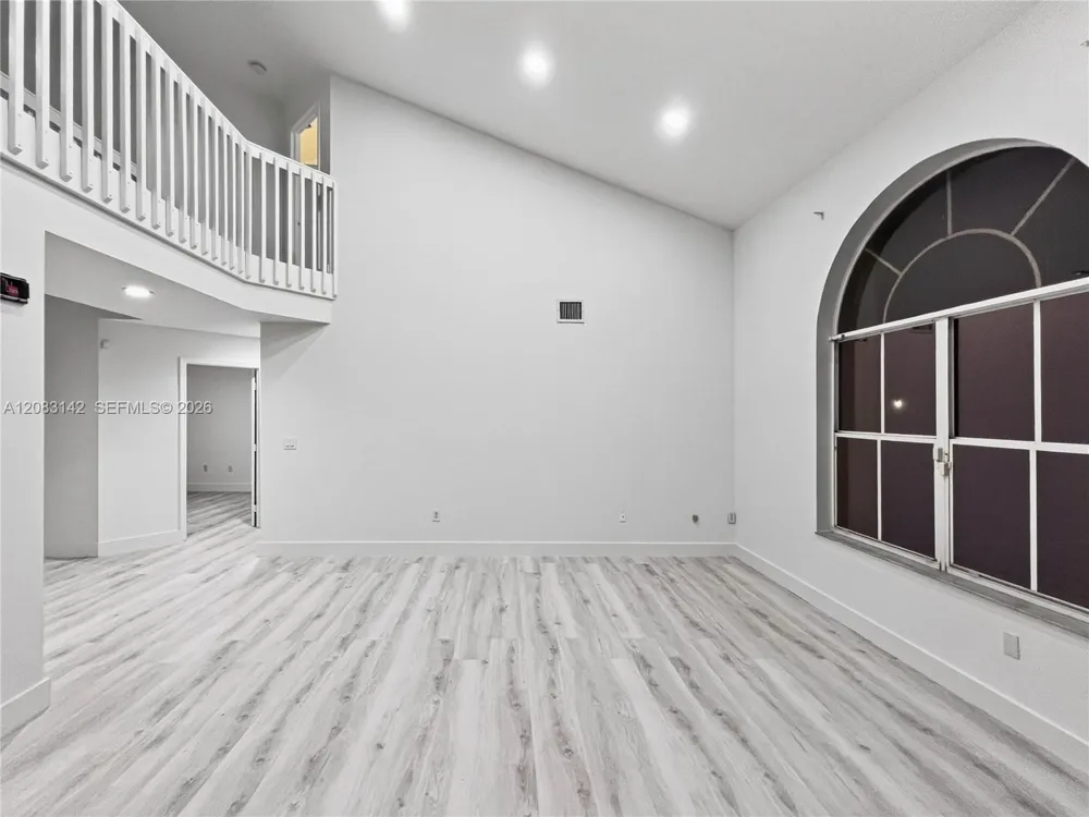 3215 36th Ave Hollywood, FL 33021