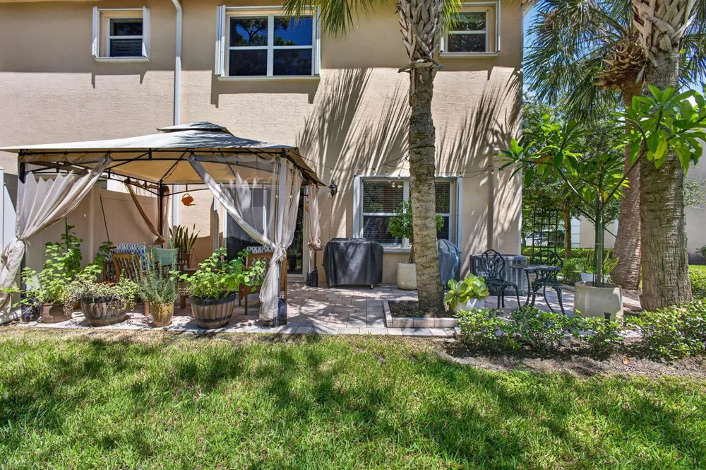 140 SW OTTER RUN PLACE Stuart, FL 34997