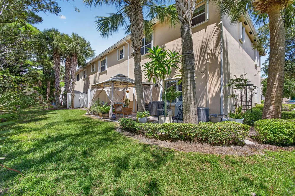140 SW OTTER RUN PLACE Stuart, FL 34997
