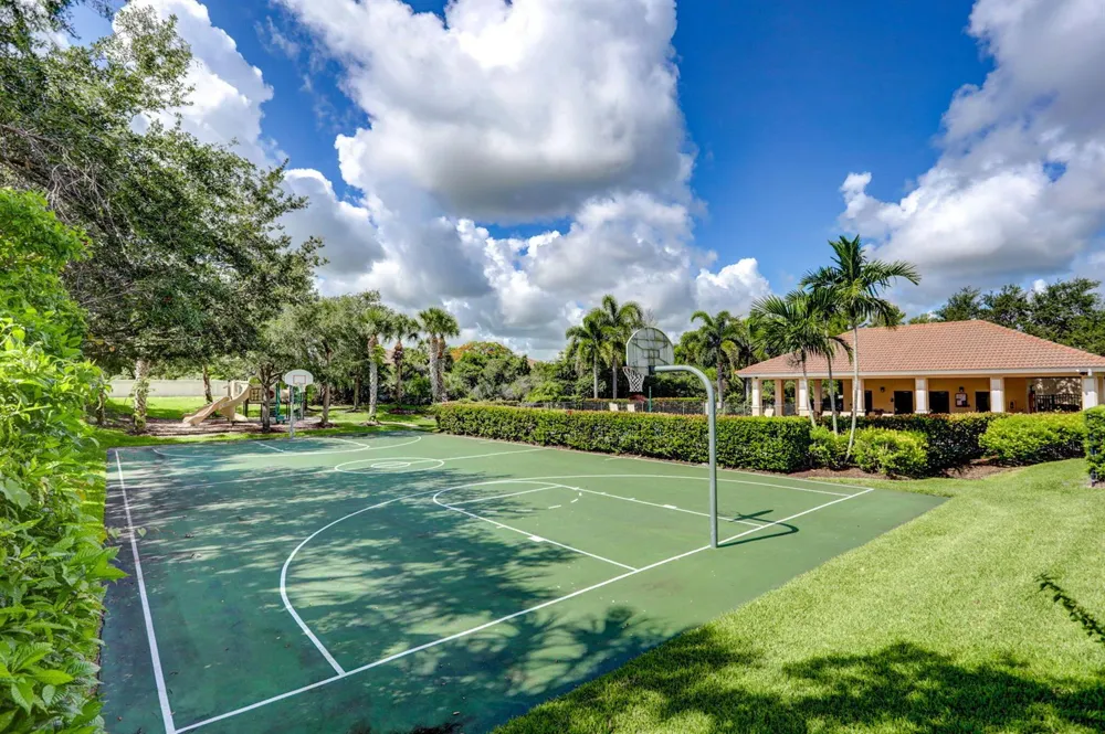 140 SW OTTER RUN PLACE Stuart, FL 34997