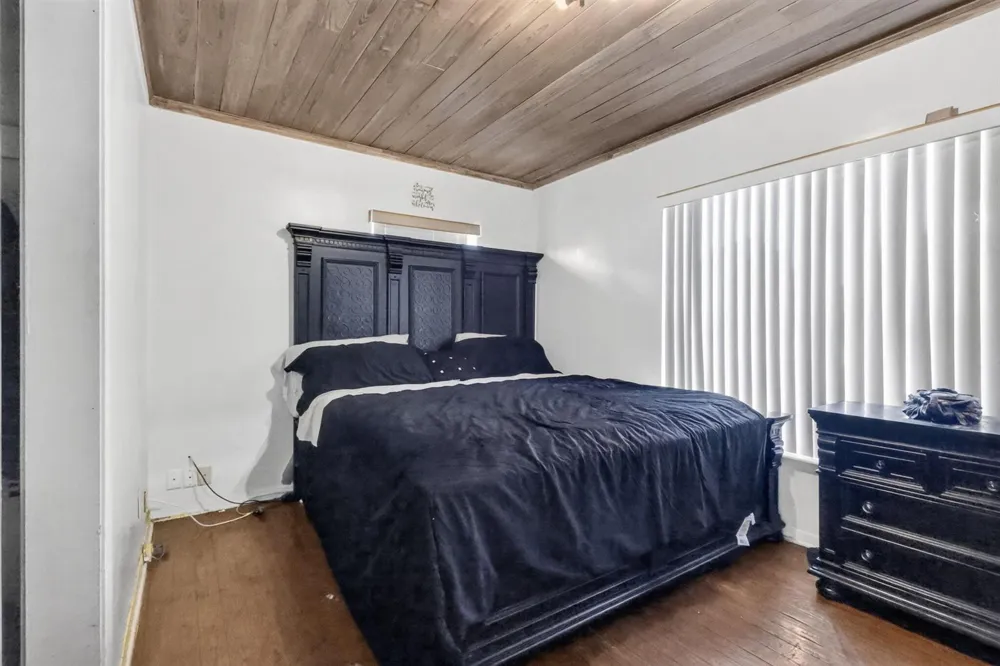 323 NW 4TH AVENUE Delray Beach, FL 33444