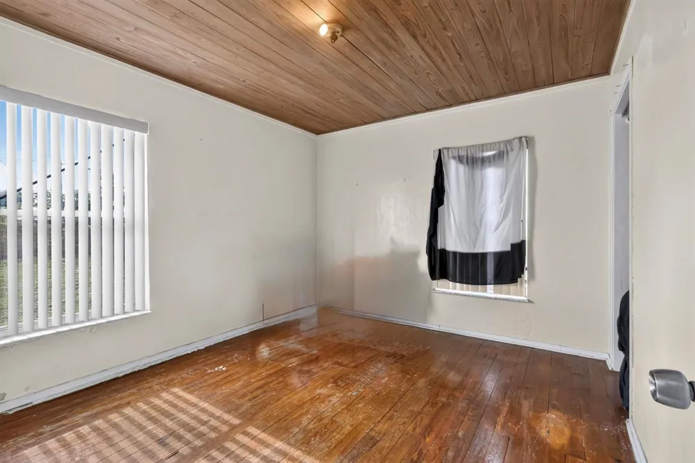 323 NW 4TH AVENUE Delray Beach, FL 33444
