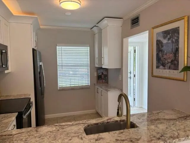 6 ABBEY LANE #207 Delray Beach, FL 33446