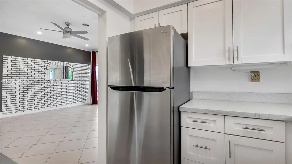 733 NW 30th Ct #6 Wilton Manors, FL 33311