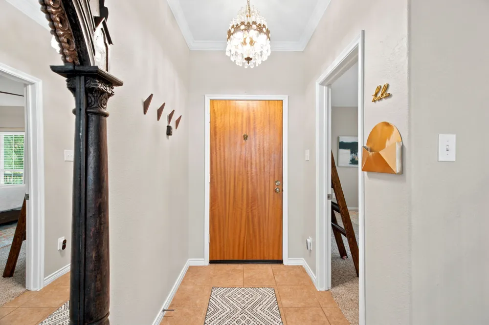 909 Charleston Lane Savannah, TX 76227