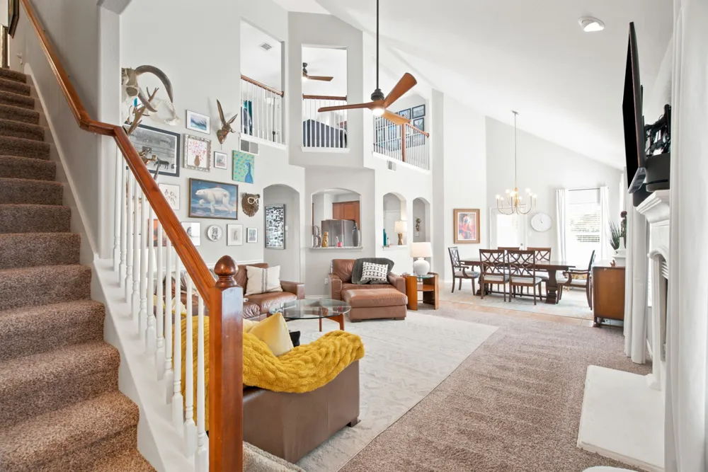 909 Charleston Lane Savannah, TX 76227