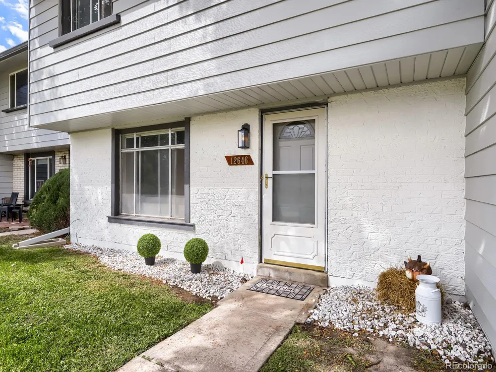 12646 E Kansas Place Aurora, CO 80012