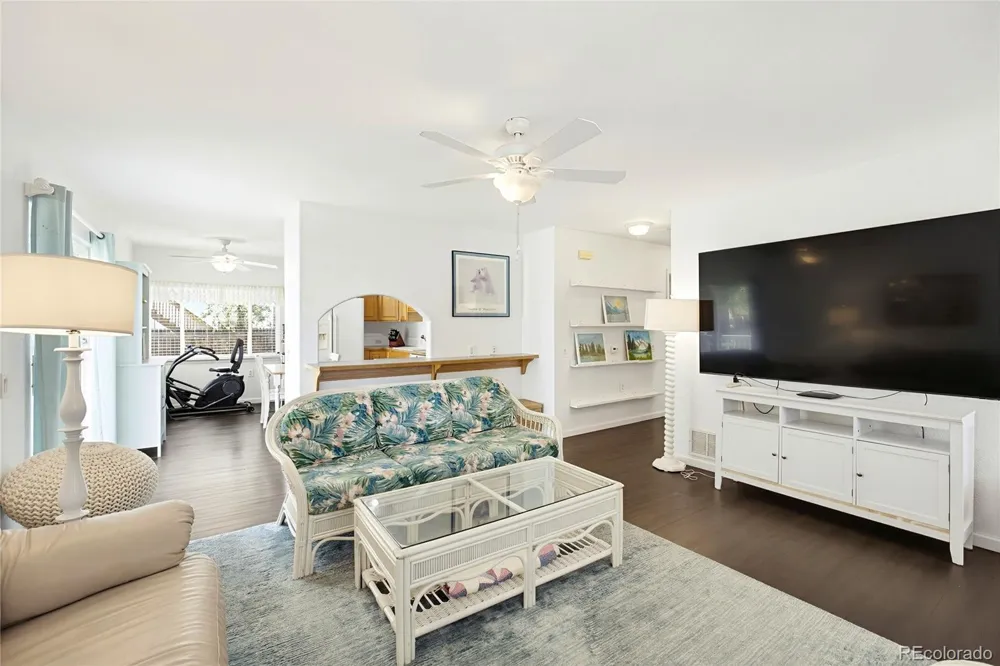 2247 S Iola Street Aurora, CO 80014