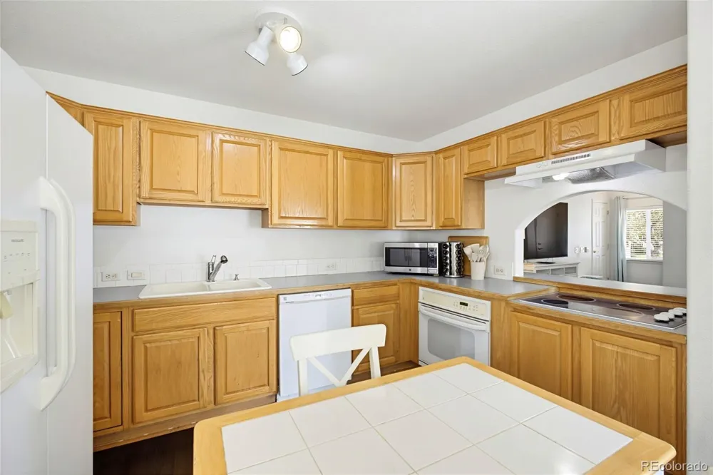 2247 S Iola Street Aurora, CO 80014