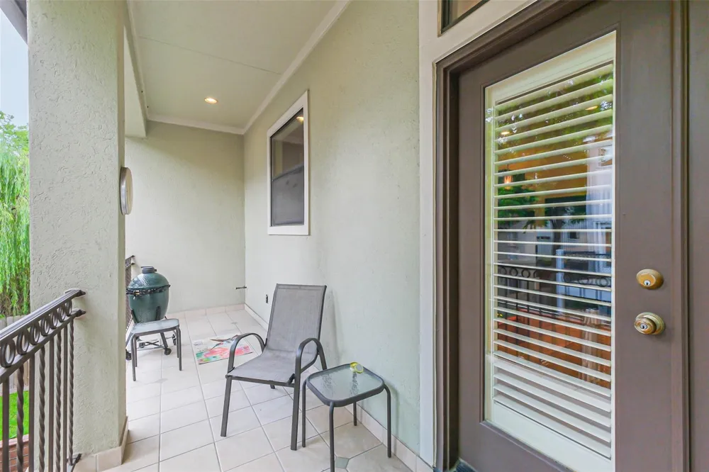 5217 Rose Street #A Houston, TX 77007