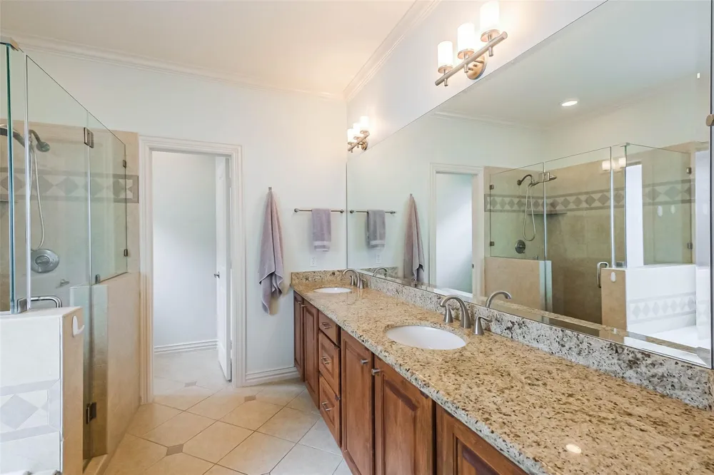 5217 Rose Street #A Houston, TX 77007