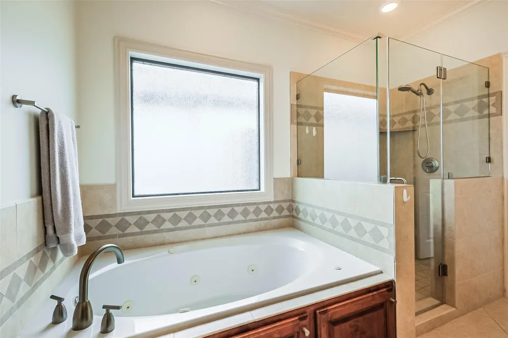 5217 Rose Street #A Houston, TX 77007