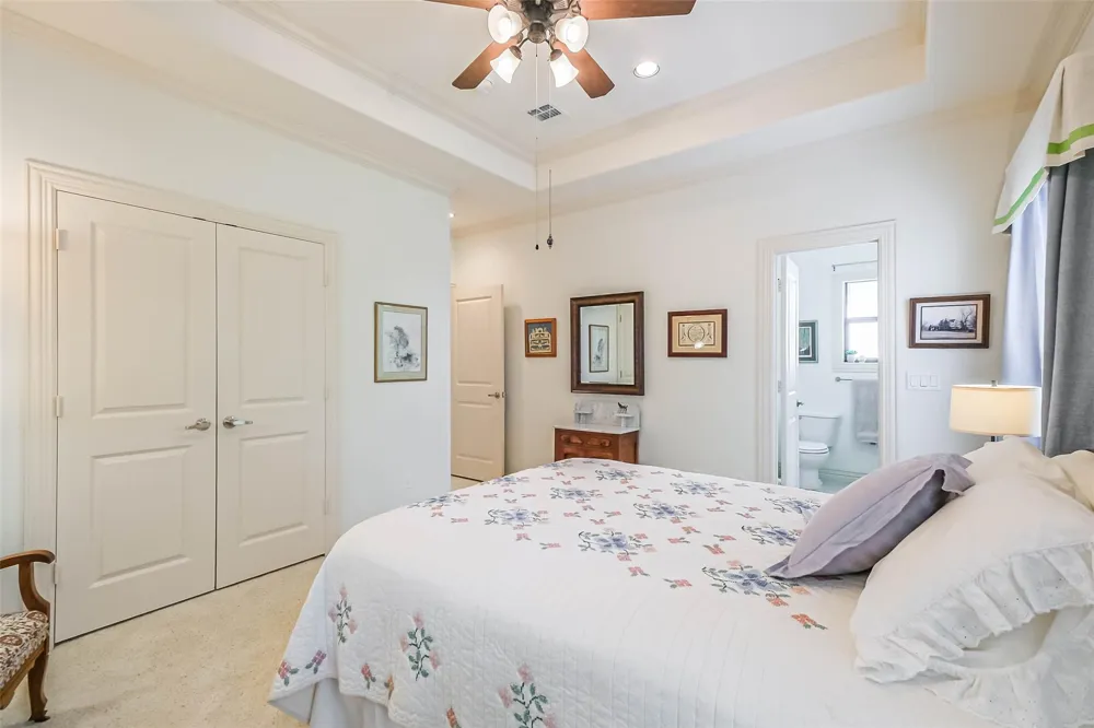 5217 Rose Street #A Houston, TX 77007