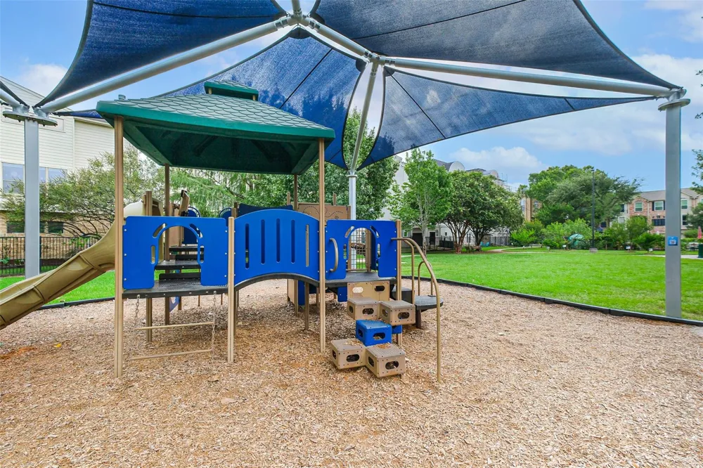 5217 Rose Street #A Houston, TX 77007