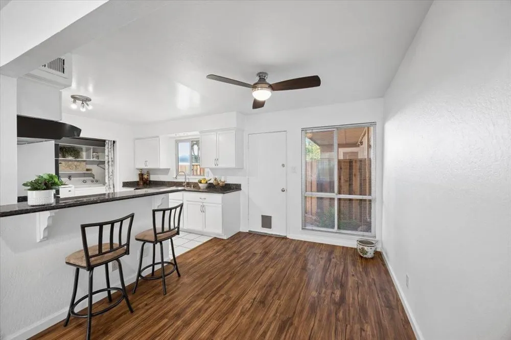 1525 Day Avenue #D San Mateo, CA 94403