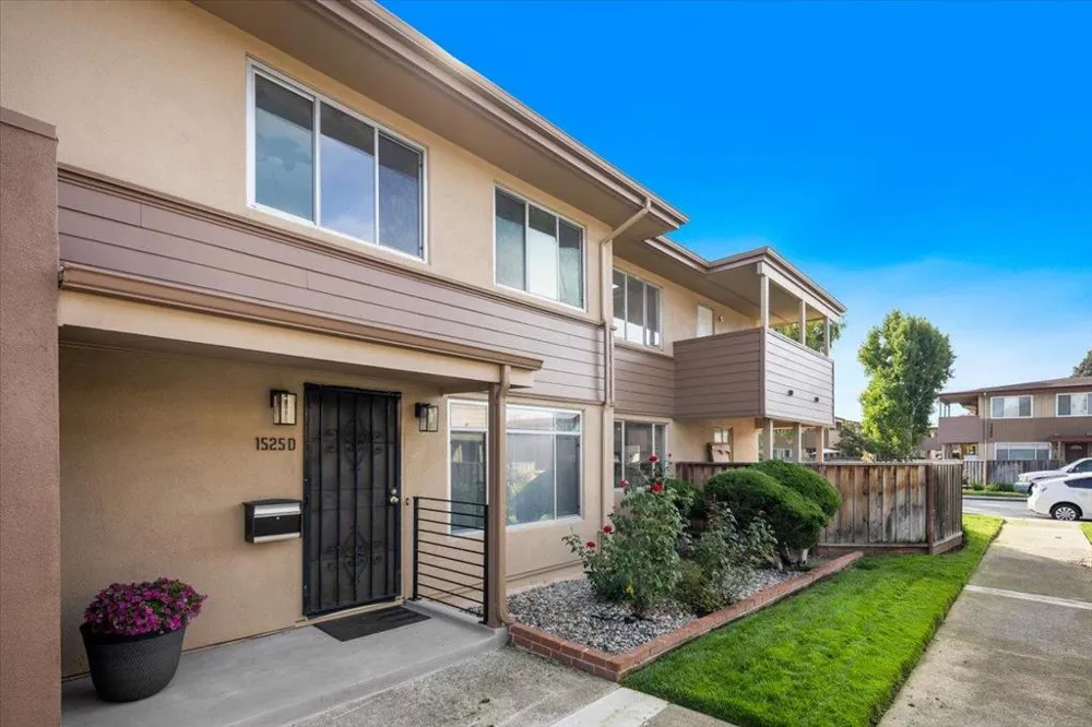 1525 Day Avenue #D San Mateo, CA 94403