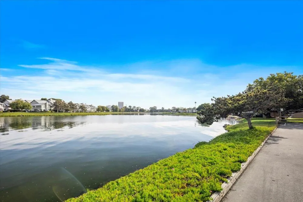 1525 Day Avenue #D San Mateo, CA 94403