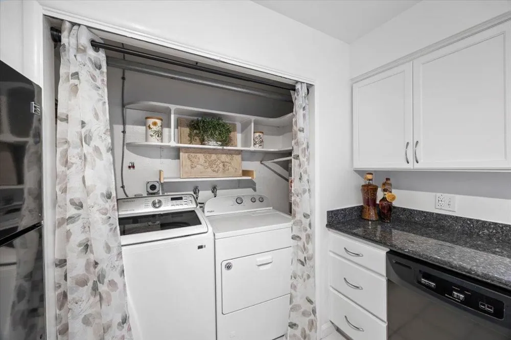 1525 Day Avenue #D San Mateo, CA 94403