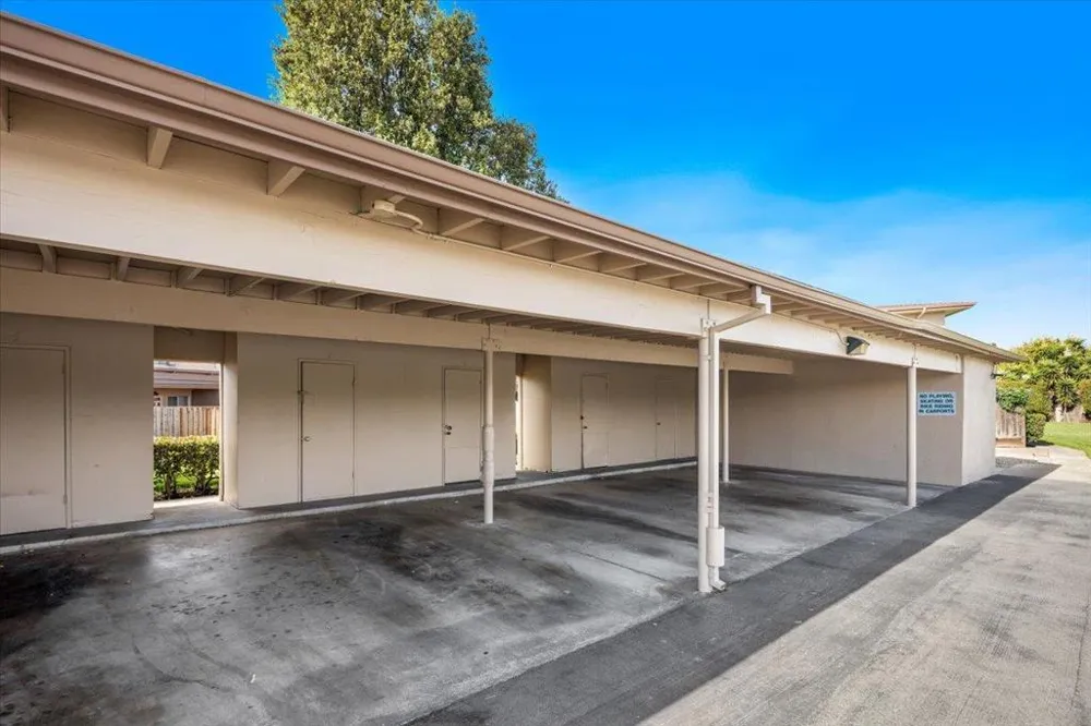 1525 Day Avenue #D San Mateo, CA 94403