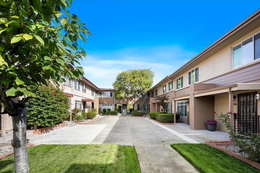 1525 Day Avenue #D San Mateo, CA 94403