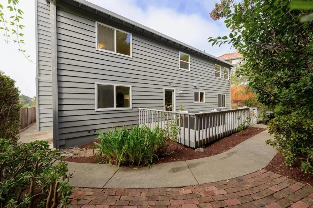 112 Rockridge Lane Santa Cruz, CA 95060