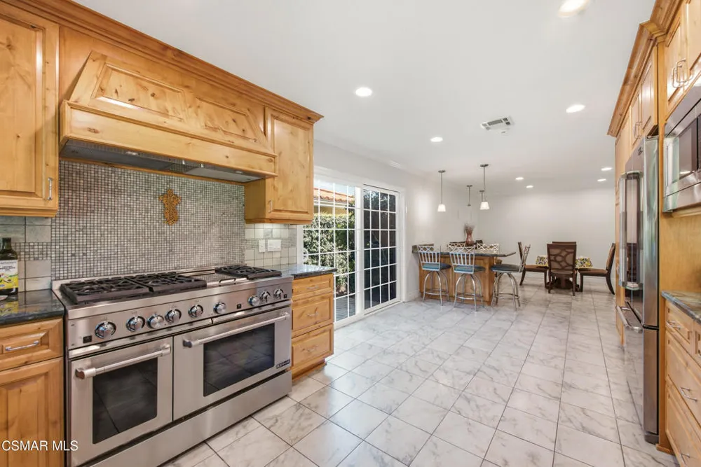 31957 Doverwood Court Westlake Village, CA 91361