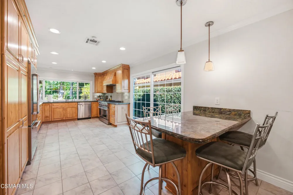 31957 Doverwood Court Westlake Village, CA 91361