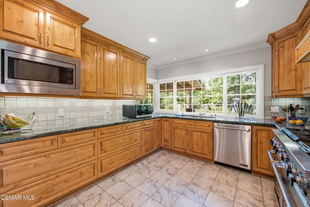31957 Doverwood Court Westlake Village, CA 91361