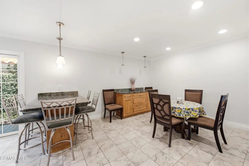 31957 Doverwood Court Westlake Village, CA 91361