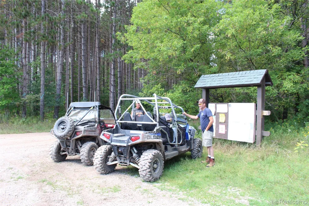 5799 Goodar Road Goodar Township, MI 48761
