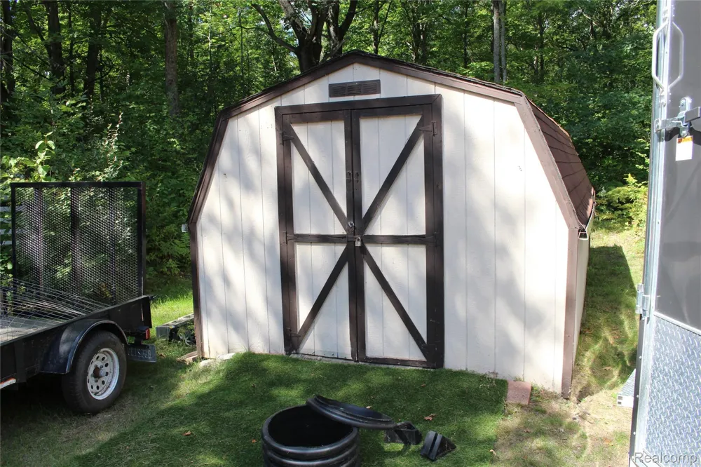 5799 Goodar Road Goodar Township, MI 48761