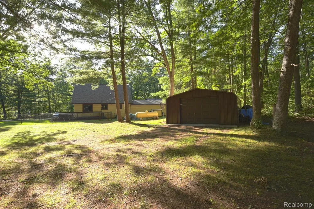5799 Goodar Road Goodar Township, MI 48761