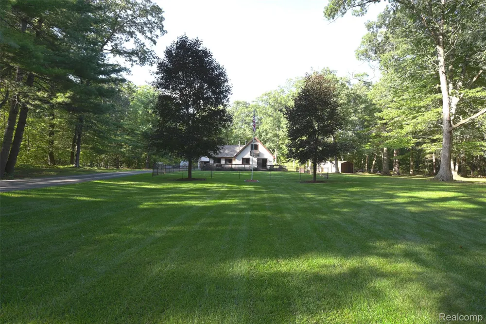 5799 Goodar Road Goodar Township, MI 48761