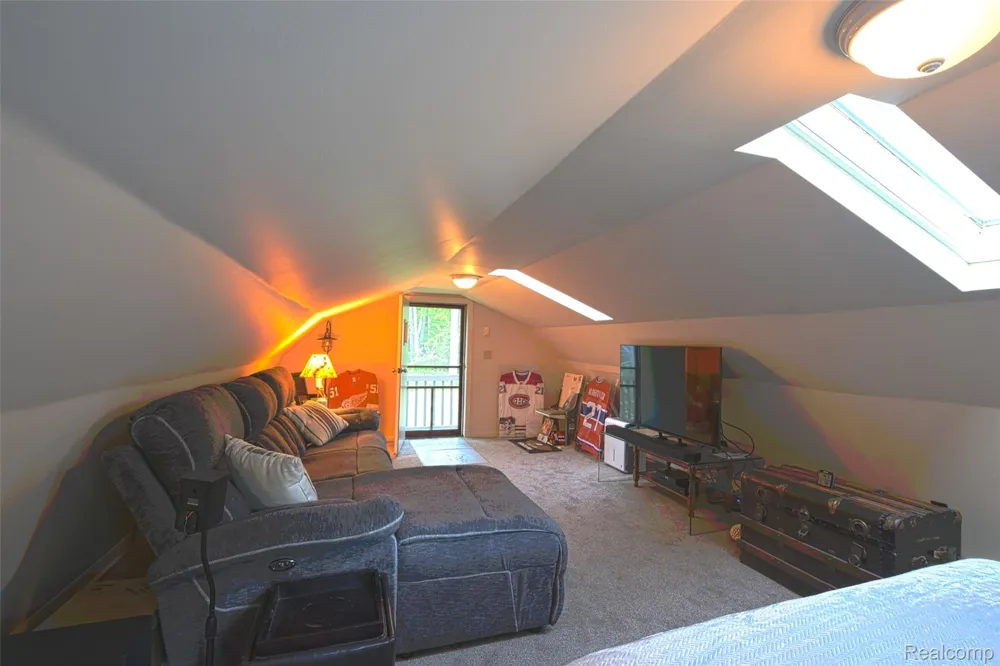 5799 Goodar Road Goodar Township, MI 48761