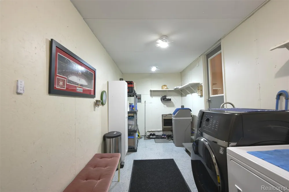 5799 Goodar Road Goodar Township, MI 48761