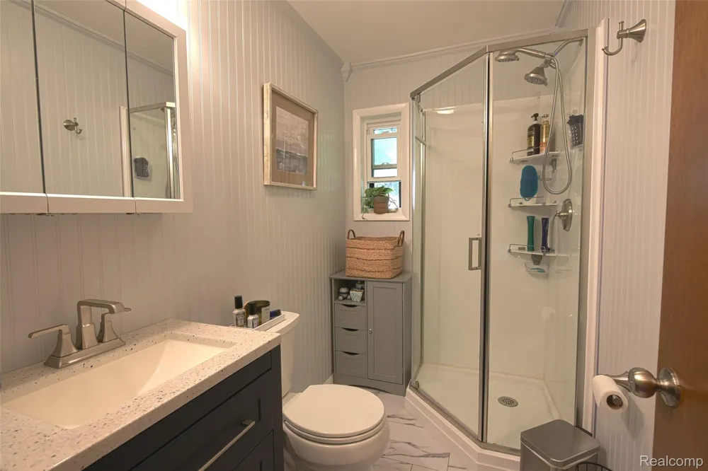 5799 Goodar Road Goodar Township, MI 48761