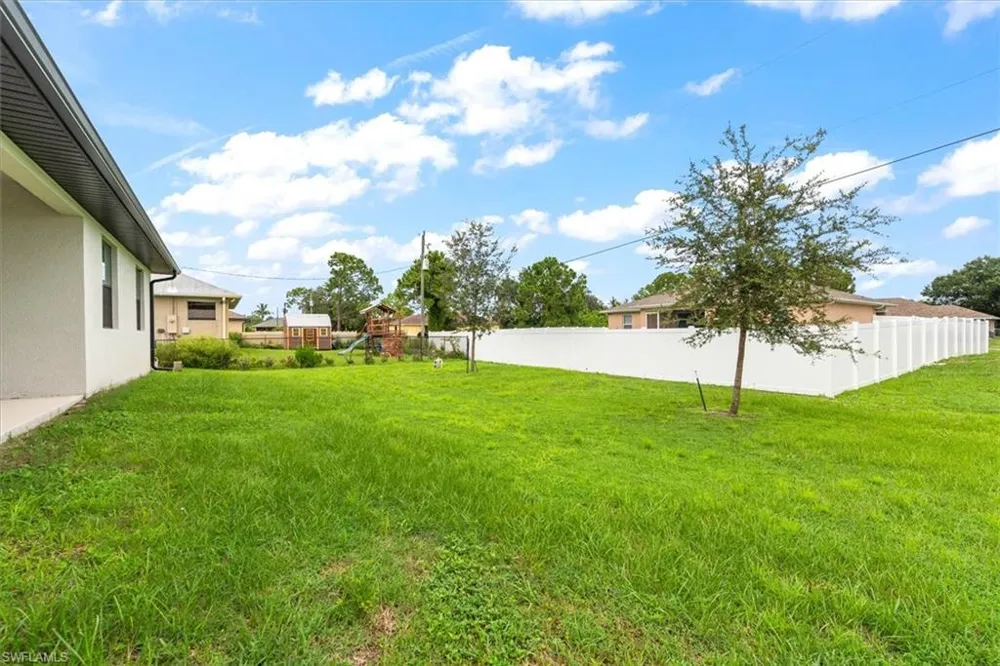 14141 Roof Street Fort Myers, FL 33905